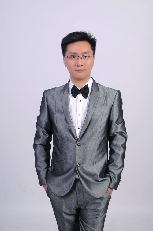 技术推广服务;软件开发;经济贸易咨询;会议服务;企业策划;设计,制作
